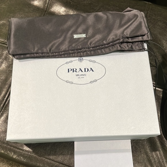 Prada boots - Picture 7 of 8